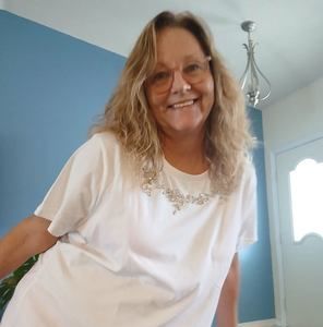 Meet your Posher, Traci